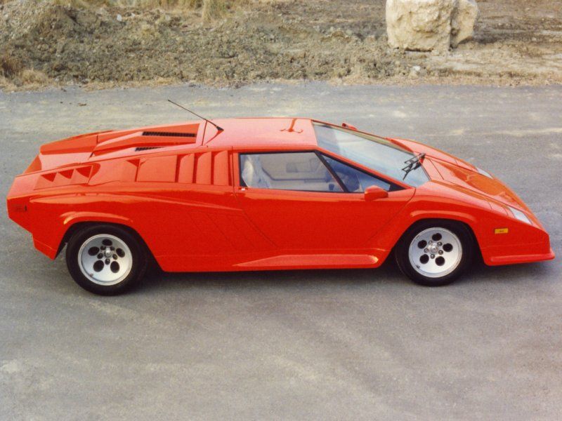 1984 Lamborghini Countach LP150 side