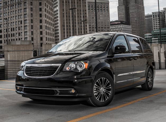 2013 Chrysler Town and Country S
