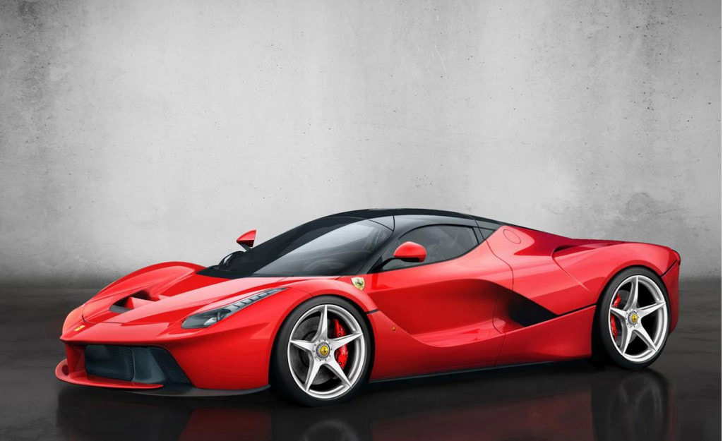 2014 Ferrari LaFerrari front