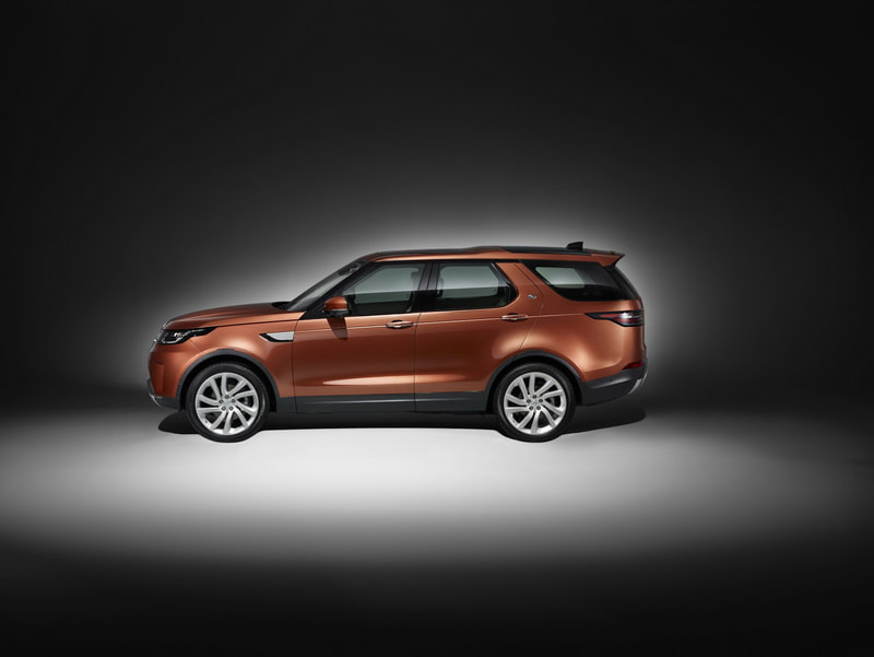 2018 Land Rover Discovery side