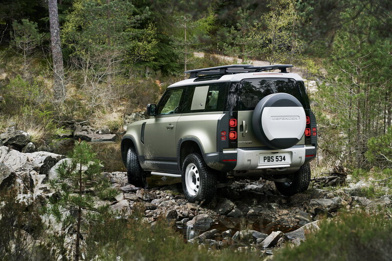 2020 Land Rover Defender 90 rear