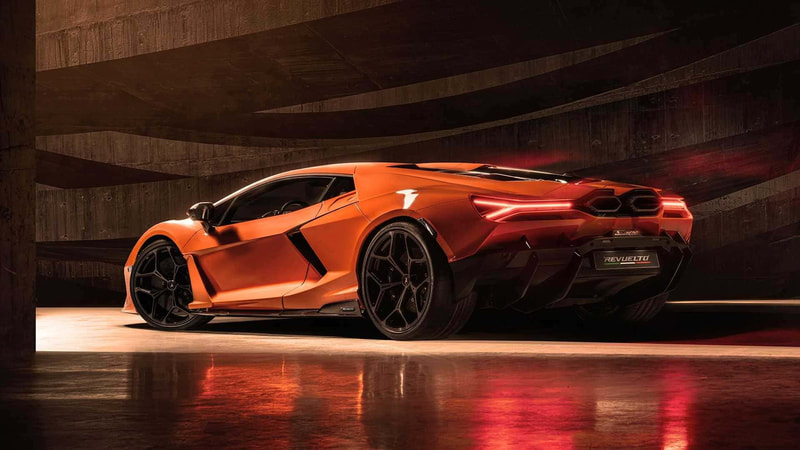 2024 Lamborghini Revuelto rear