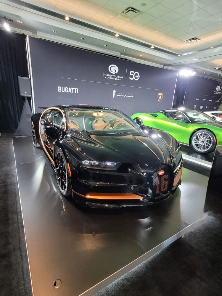 Bugatti Chiron front