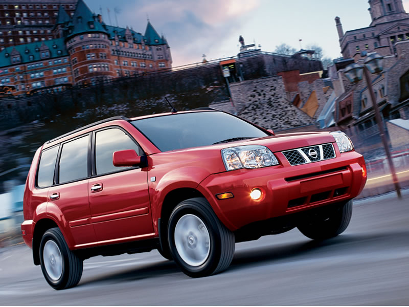2005 Nissan X-Trail front