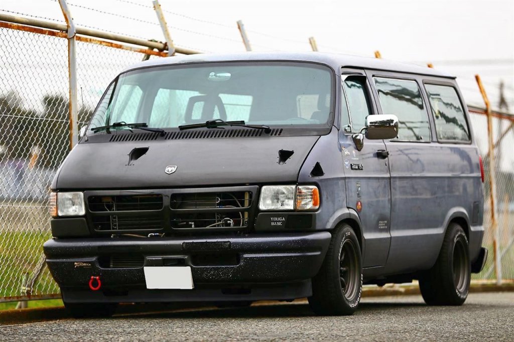 Japanese Van Racing