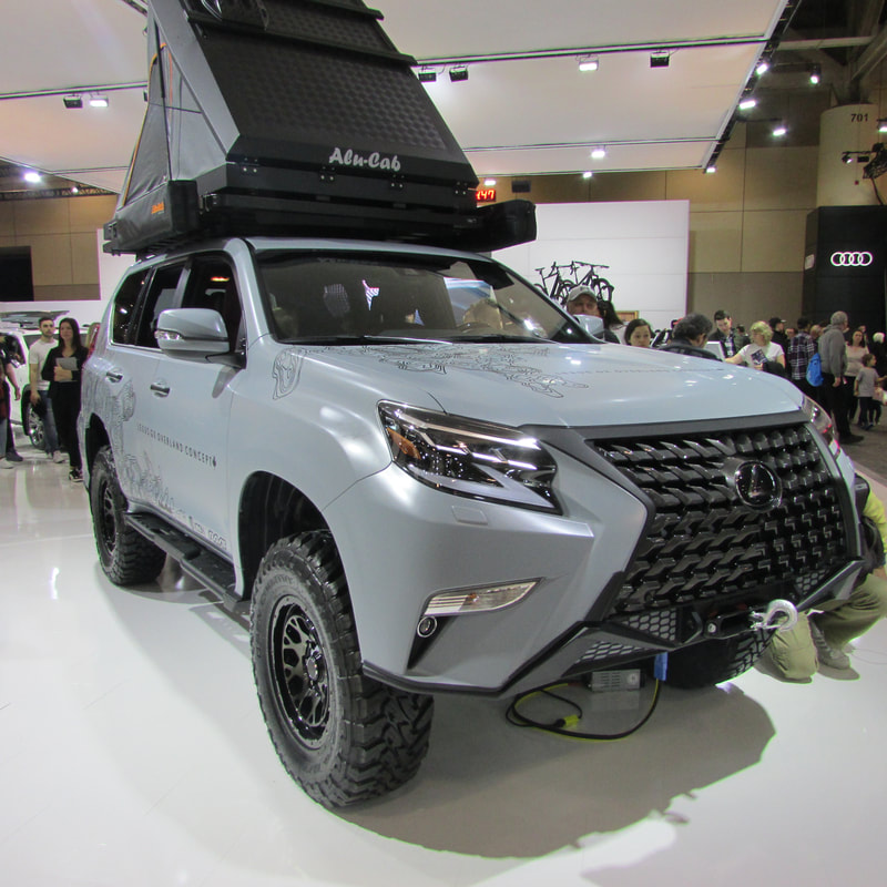 Lexus LX470 off-road package front