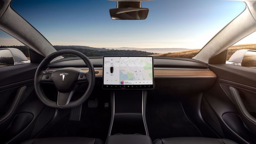 Tesla Model 3 dash